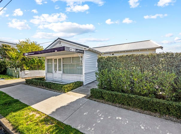 1/61 Shakespeare Road, Milford, North Shore City