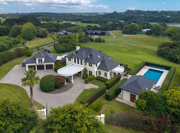 204 Broomfields Road, Whitford, Manukau City