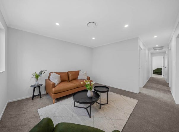 8 Gemstone Park Road, Rosehill, Papakura