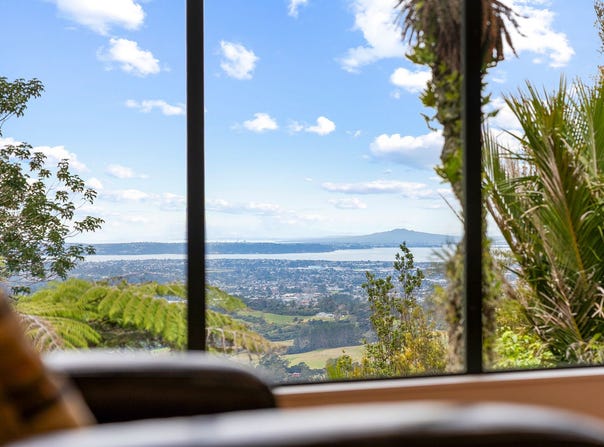 855 Scenic Drive, Swanson, Waitakere City