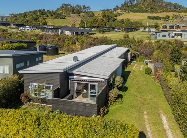 33 Navigation Drive, Cooks Beach, Thames-Coromandel