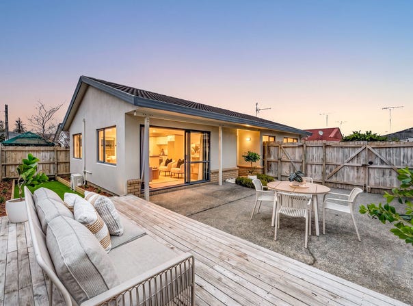 72a Wellington Street, Howick, Manukau City