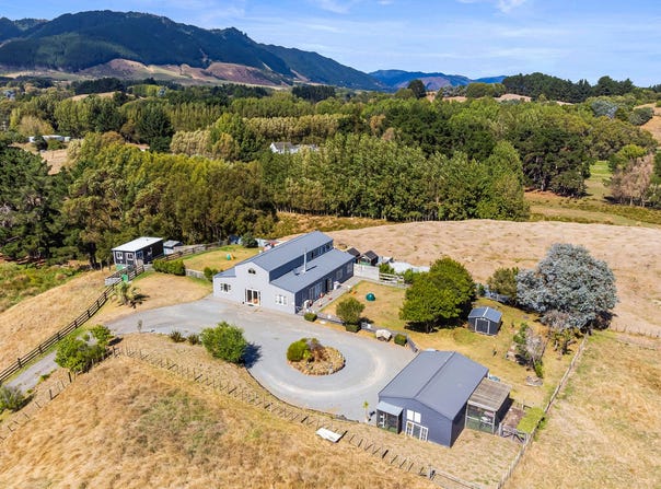 Te Horo, Kapiti Coast