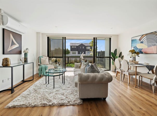 393 Ormiston Road, Flat Bush, Manukau City