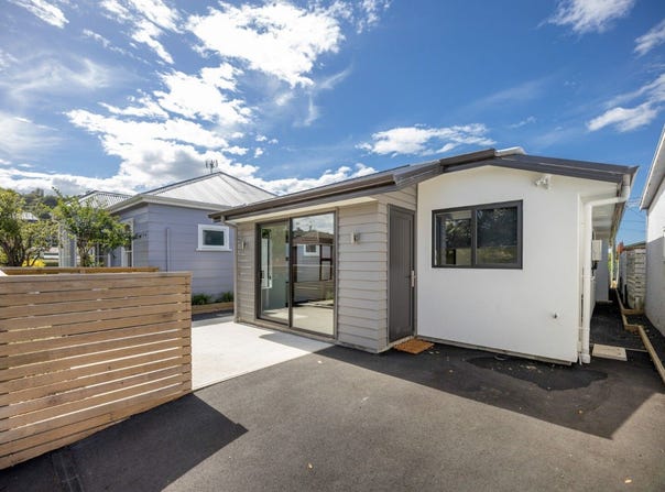 8 Edwin Street, Caversham, Dunedin City