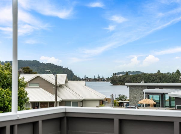 136 Durrant Drive, Whangamata, Thames-Coromandel