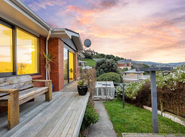 42 Cliffs Road, Saint Clair, Dunedin City