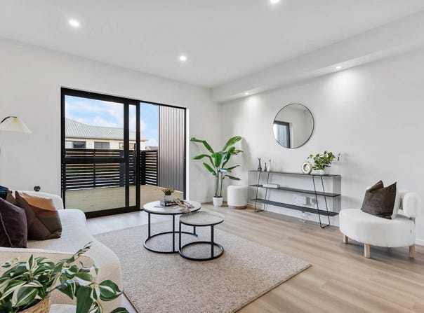 101-111 Otuwairoa Esplanade, Opaheke, Papakura