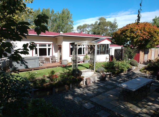 33 Devils Bridge Road, Weston, Waitaki