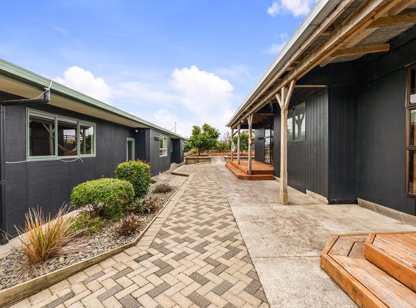 17 Brewster Road, Pukekawa, Franklin