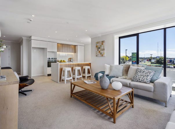 211 Lincoln Road, Henderson, Waitakere City