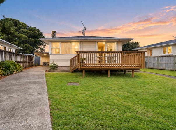 39 Clayton Avenue, Otara, Manukau City