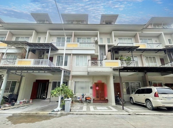 Nirouth, Chbar Ampov, Phnom Penh