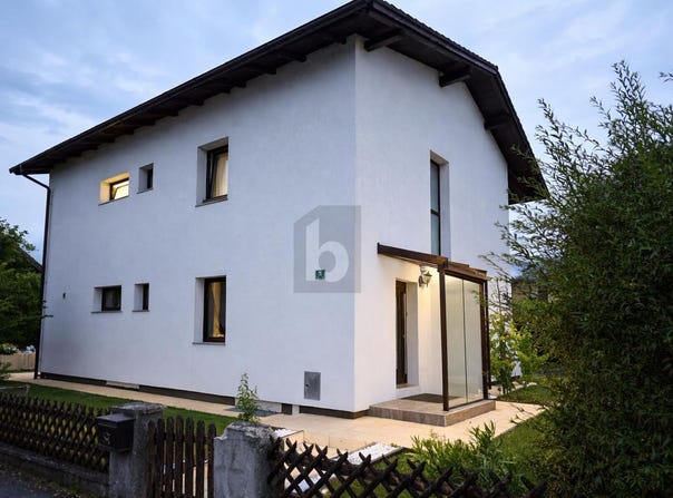 Amstetten, Lower Austria 3300