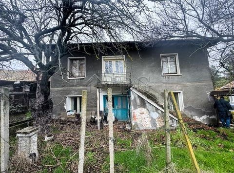 Cherven Bryag, Lovech