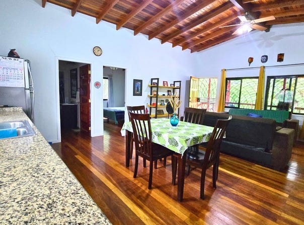 #4230 – Tranquil Two Bed, Two Bath Home Minutes from Downtown San Ignacio – Cayo, Belize, San Ignacio, Cayo District, San Ignacio, Cayo District