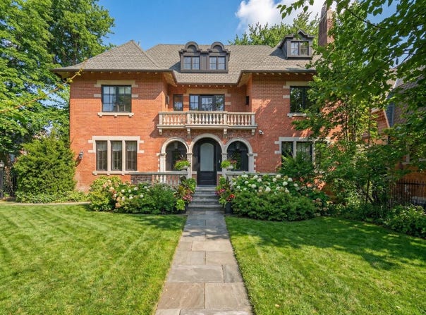 62 Maple Avenue, Toronto, Ontario M4W 2T7