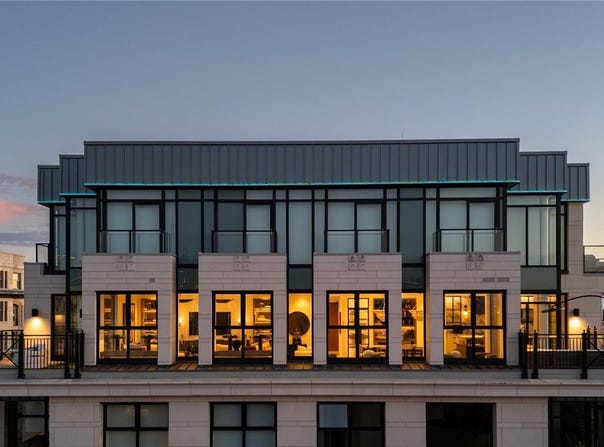 888 Government St 601, Victoria, British Columbia V8W 0G5