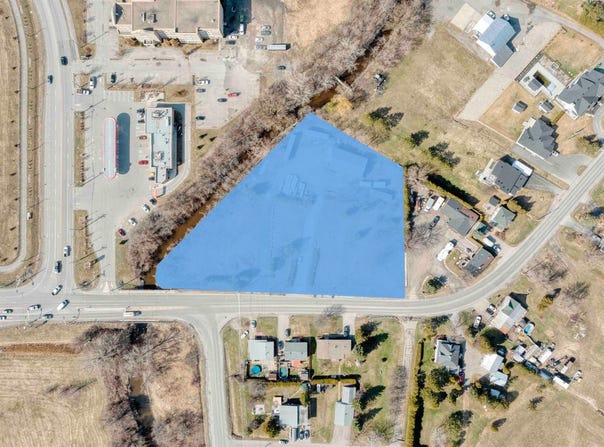 498 25e Avenue, Saint-Eustache, Quebec J7N 2L5