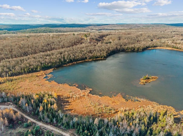 Ch. du Lac-Michel, Cayamant, Quebec J0X1Y0