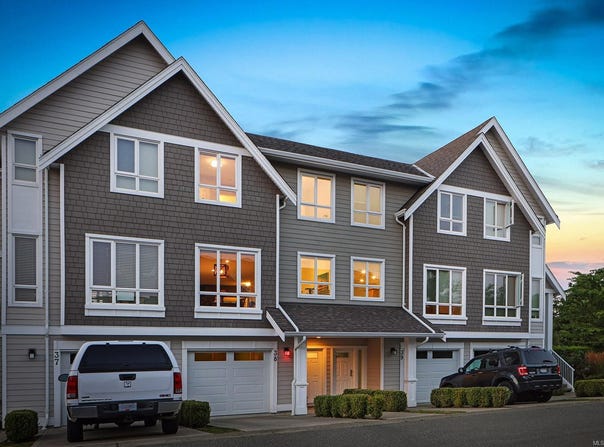 700 Lancaster Way 38, Comox, British Columbia V9M 0B6