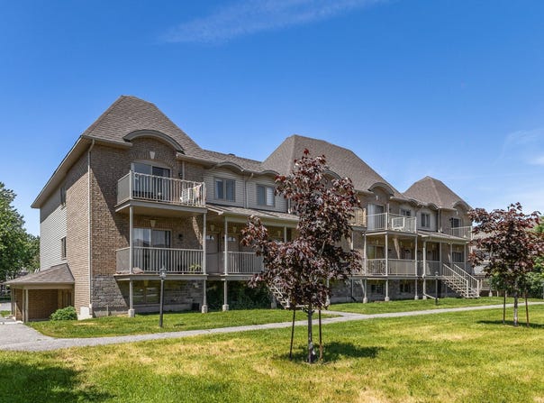 858 Boul. du Plateau, Aylmer, Quebec J9J0V9