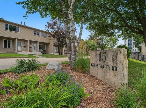 15 Green Valley Drive 1, Waterloo, ON, Kitchener, Ontario N2P-1K7