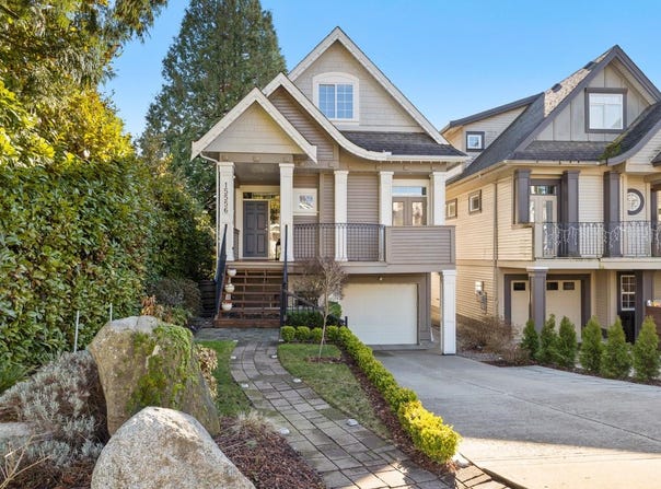 15556 Goggs Avenue, White Rock, British Columbia V4B2N6