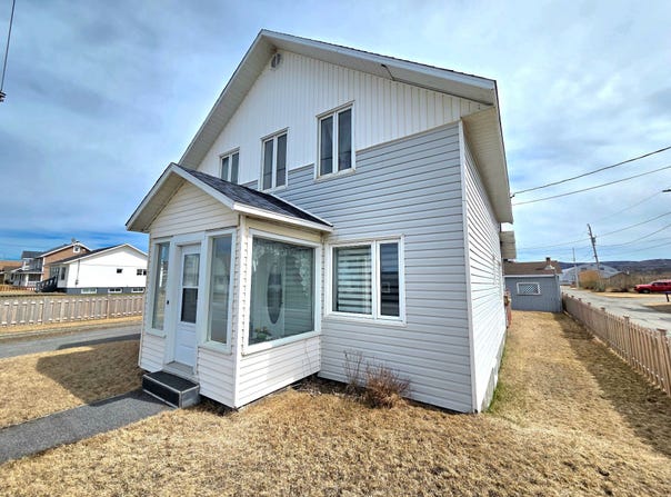130 Rue Notre-Dame E., Cap-Chat, Quebec G0J1G0