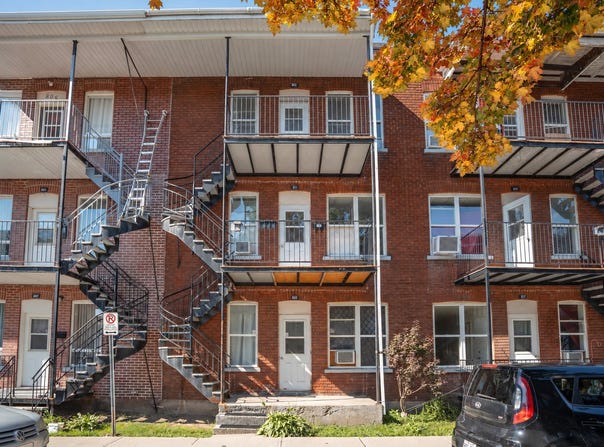 809-813 Rue Ste-Angèle, Trois-Rivières, Quebec G9A1M7