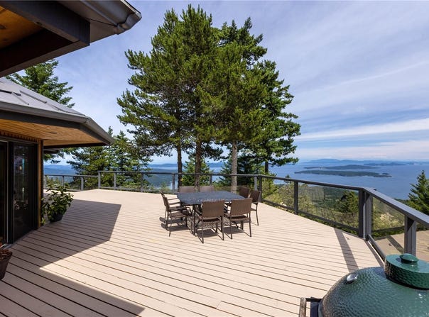 253 Chilton Rd, Salt Spring, British Columbia V8K 2W9