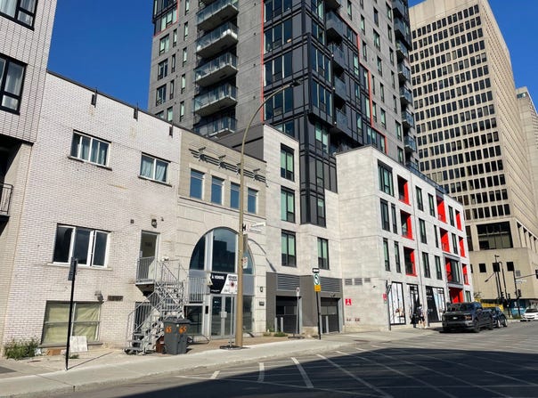 1583 Rue St-Hubert, Ville-Marie, Quebec H2L3Z1