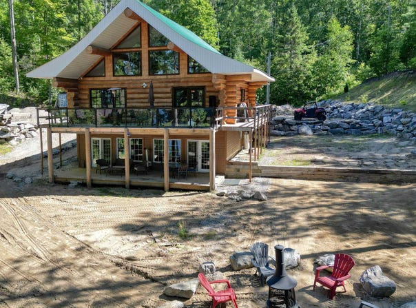 6267 Ch. Crescent Lodge, Témiscaming, Quebec J0Z3R0