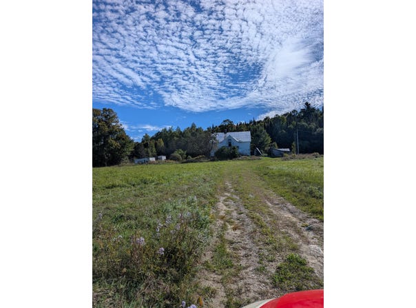 78 Ch. McBean, Gracefield, Quebec J0X1W0