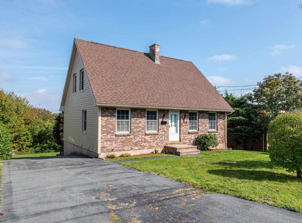 96 Thornhill Drive, Halifax, Nova Scotia B3R2J3
