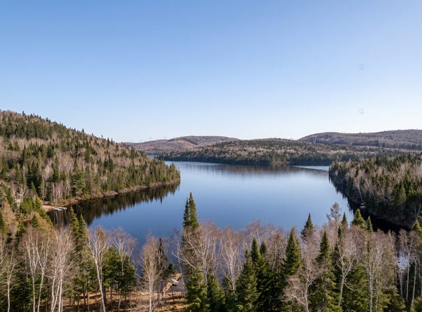 Ch. du Lac Melançon, Saint-Michel-des-Saints, Quebec J0K3B0
