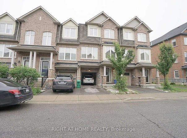 15 Magdalene Crescent, Brampton, Ontario L6Z0G9