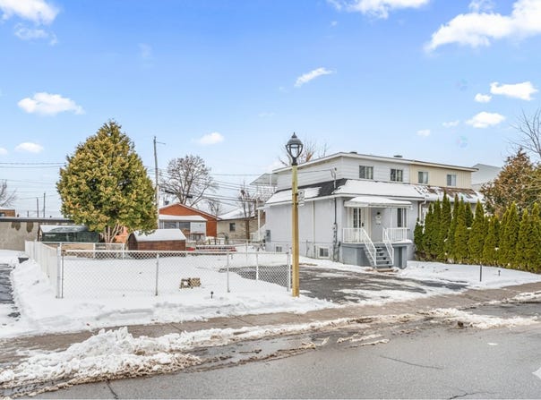 12350Z 27e Avenue (R.-d.-P.), Rivière-des-Prairies/Pointe-aux-Trembles, Quebec H1E1Z7
