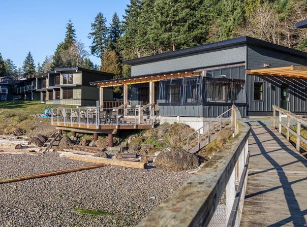 4305 Shingle Spit Rd 213, Hornby Island, British Columbia V0R 1Z0