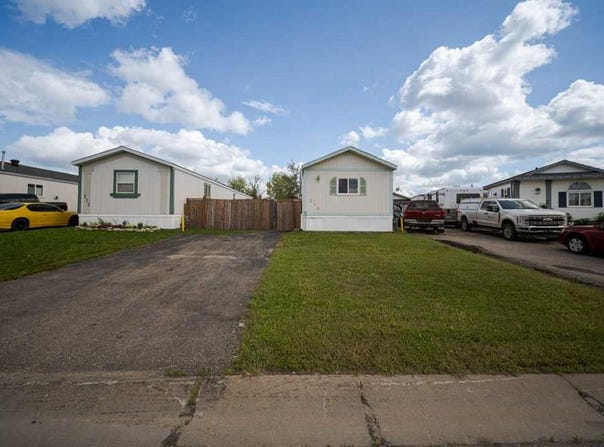 216 Cree Road, Fort McMurray, Alberta t9k1x8