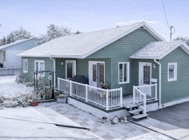 1410 Rue St-Thomas, Mont-Joli, Quebec G5H2H2