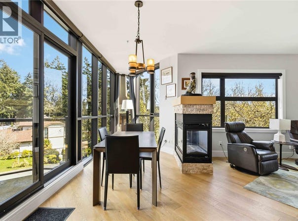 2850 Aldwynd Road, Langford, British Columbia V9B3S7