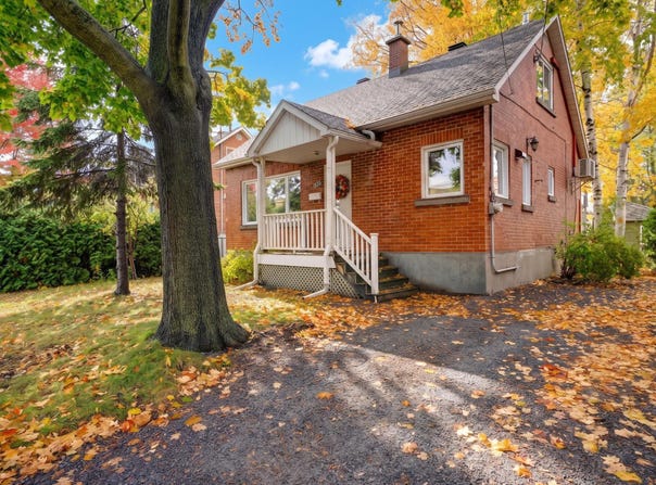 12300 Boul. St-Germain, Ahuntsic-Cartierville, Quebec H4J2A6