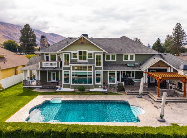 700 Harrington Road, Kamloops, British Columbia V2B 6T7