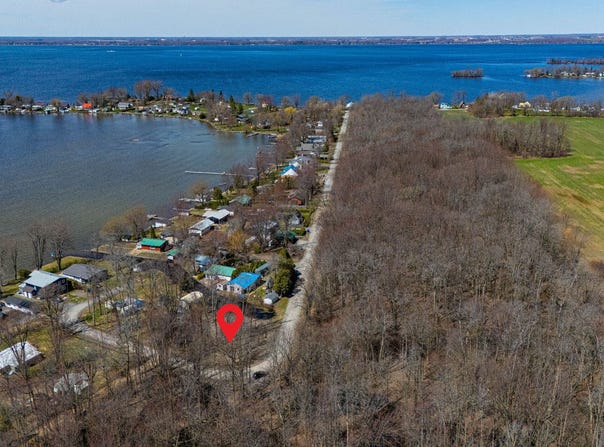 128e Avenue, Saint-Anicet, Quebec J0S1M0