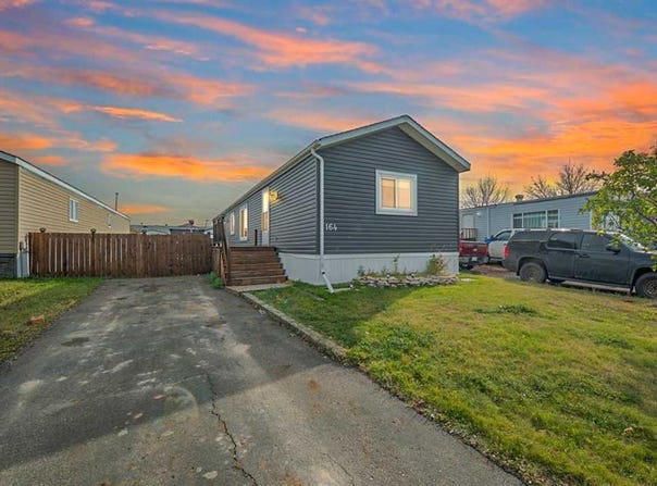 164 Caouette Crescent, Fort McMurray, Alberta T9K2H5