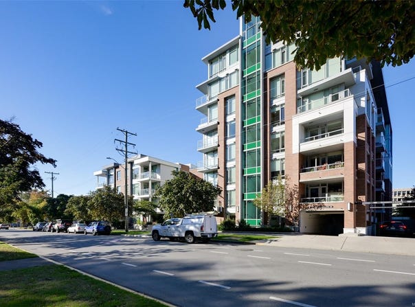 640 Michigan St 106, Victoria, British Columbia V8V 0B7