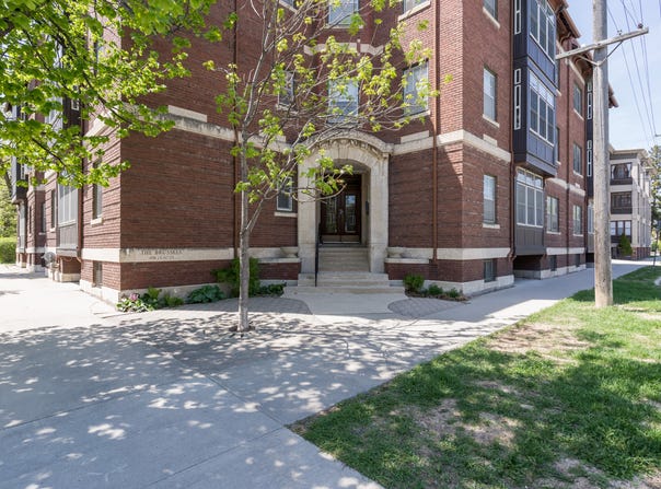 156 Lilac St, Winnipeg, Manitoba R3M