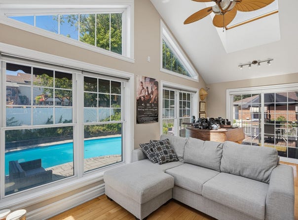 148 Rue Georges-Vanier, Laval (Pont-Viau), Quebec H7G 1J3