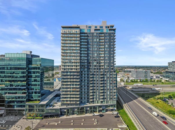60 Rue de l'Éclipse 1502, Brossard, Quebec J4Z 0T8